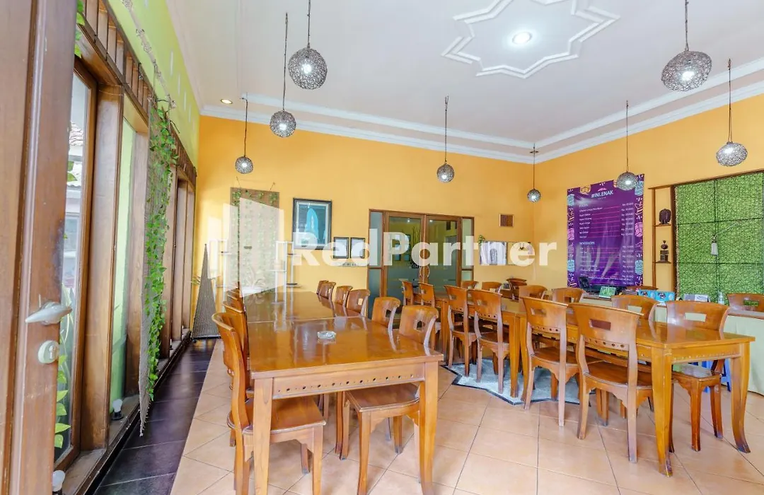Nafisa Homestay Syariah Near Jatim Park 3 Batu-1